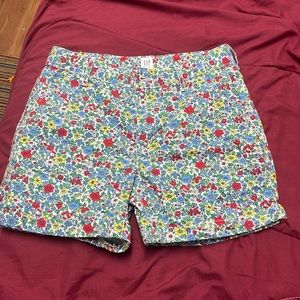 Floral short